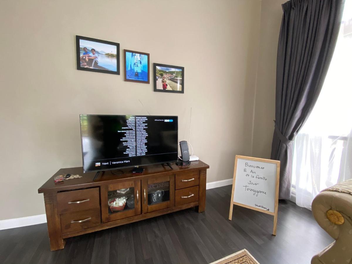 Shafickza Guesthouse Куала-Тренгану Экстерьер фото